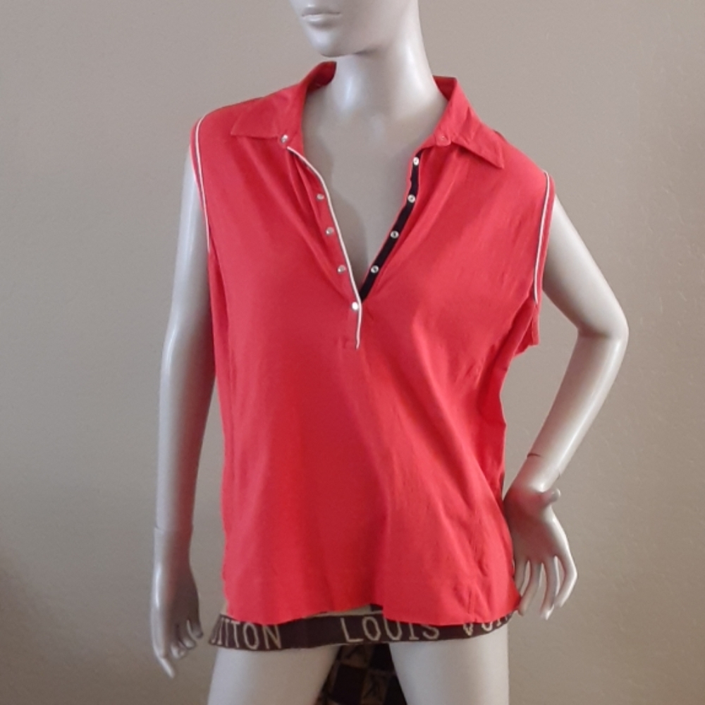 Tail sleeveless golf polo
